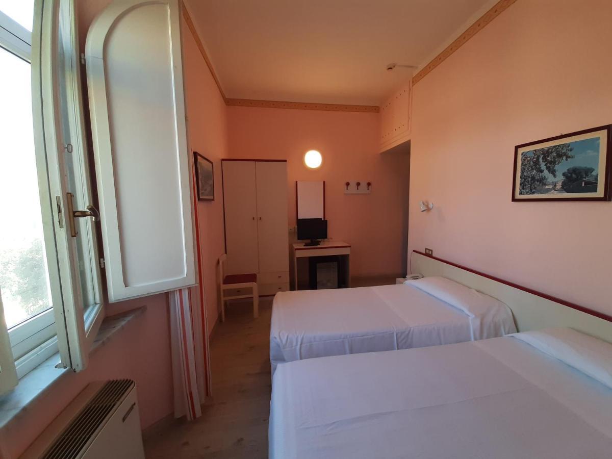 Elba Hotel Rosignano Solvay Exterior foto