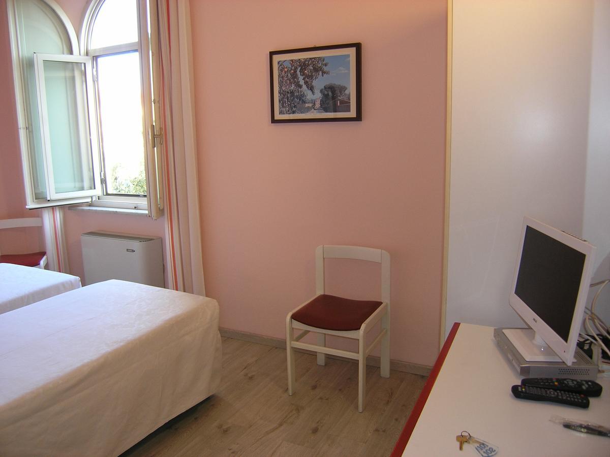 Elba Hotel Rosignano Solvay Exterior foto